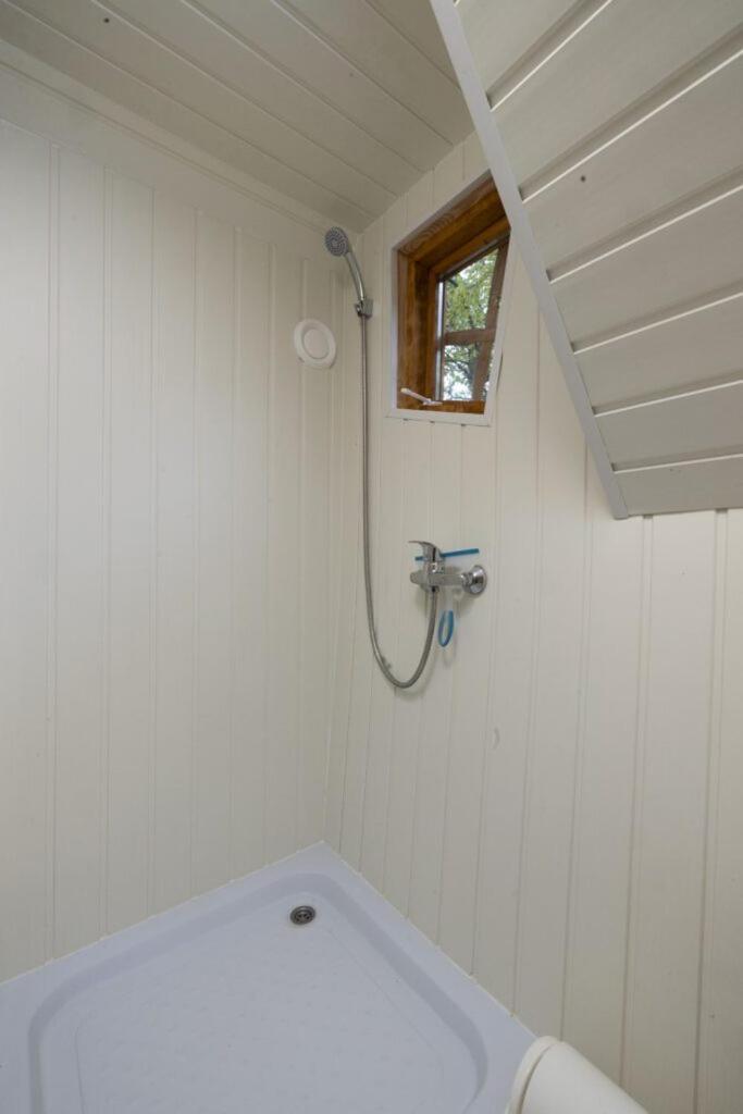 Camping Ushuaia Villages Au Bois Joli Andryes Exterior foto