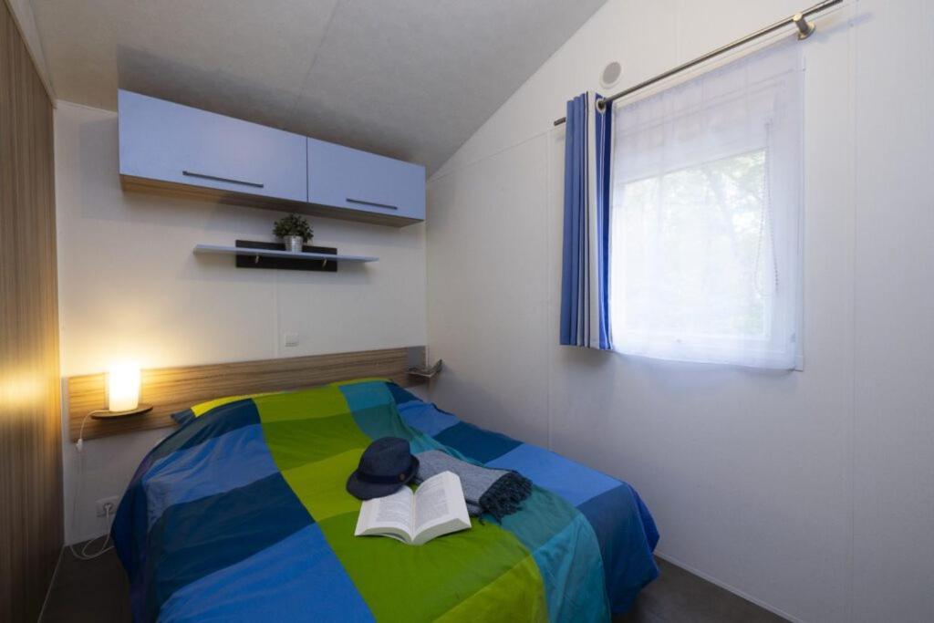 Camping Ushuaia Villages Au Bois Joli Andryes Exterior foto